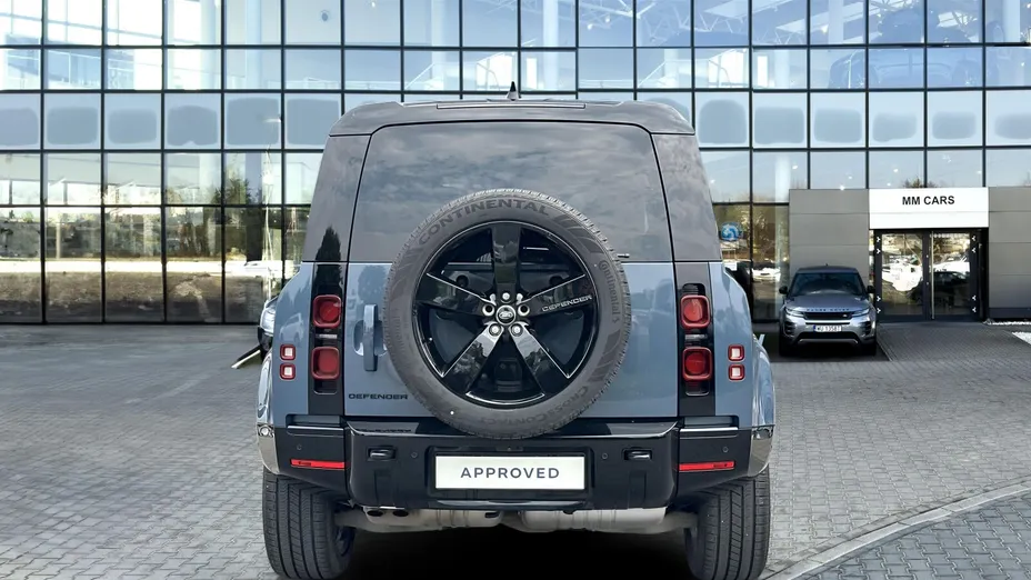 LAND ROVER Defender Defender 110 3.0 D250 mHEV X-Dynamic SE