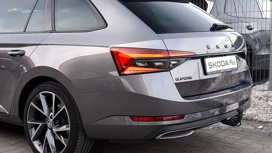 SKODA Superb Superb 2.0 TDI SCR Sportline DSG