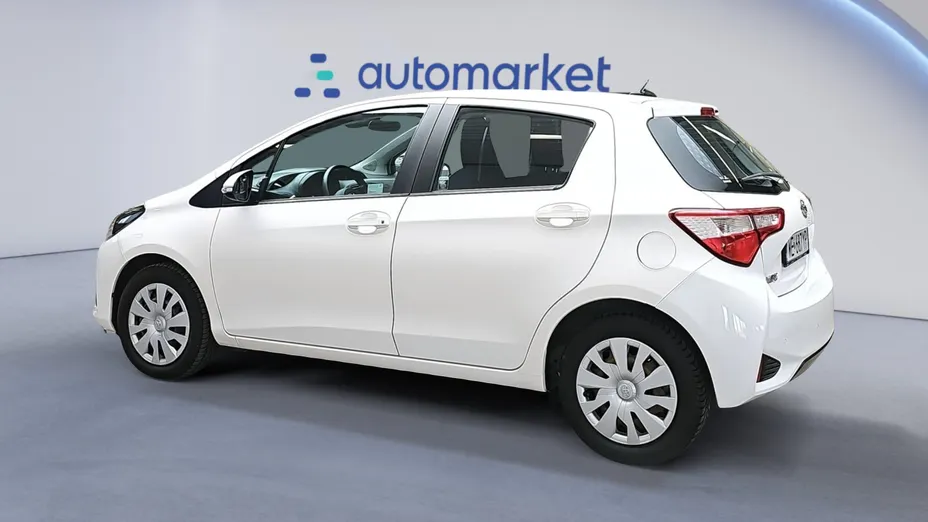 TOYOTA Yaris Yaris 1.5 Active