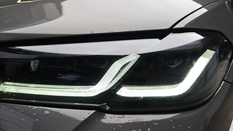 BMW Seria 5 520d xDrive mHEV aut