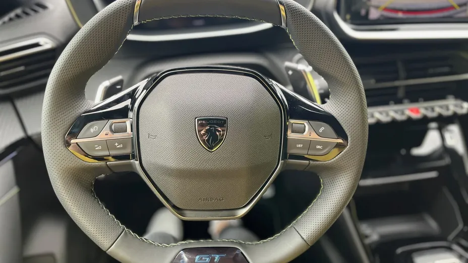 PEUGEOT 208 208 1.2 mHEV GT