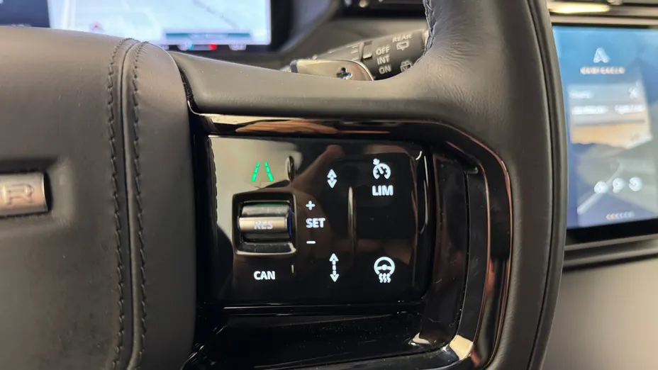 LAND ROVER Range Rover Velar Velar 2.0 D200 mHEV Dynamic SE