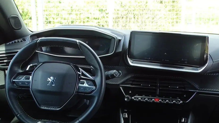 PEUGEOT 2008 -
