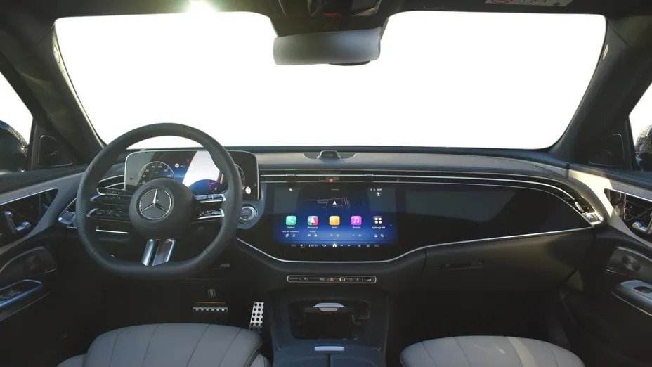 MERCEDES-BENZ E Klasa E 220 d mHEV 4-Matic AMG 9G-Tronic Nowy