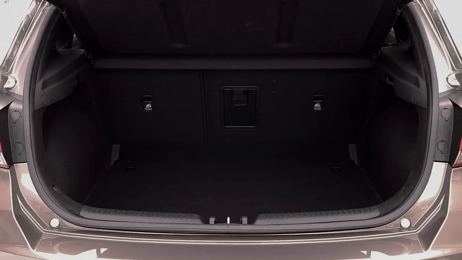 HYUNDAI i30 i30 1.5 T-GDI 48V Smart DCT