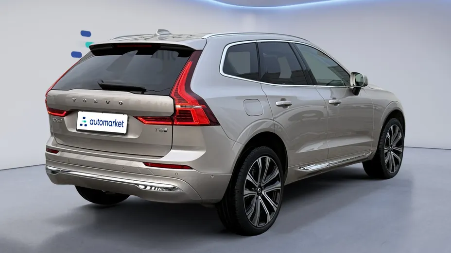 VOLVO XC60 XC60 T6 Plug-In Hybrid AWD Ultra Bright aut