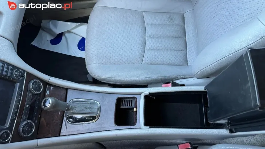 MERCEDES-BENZ C Klasa -