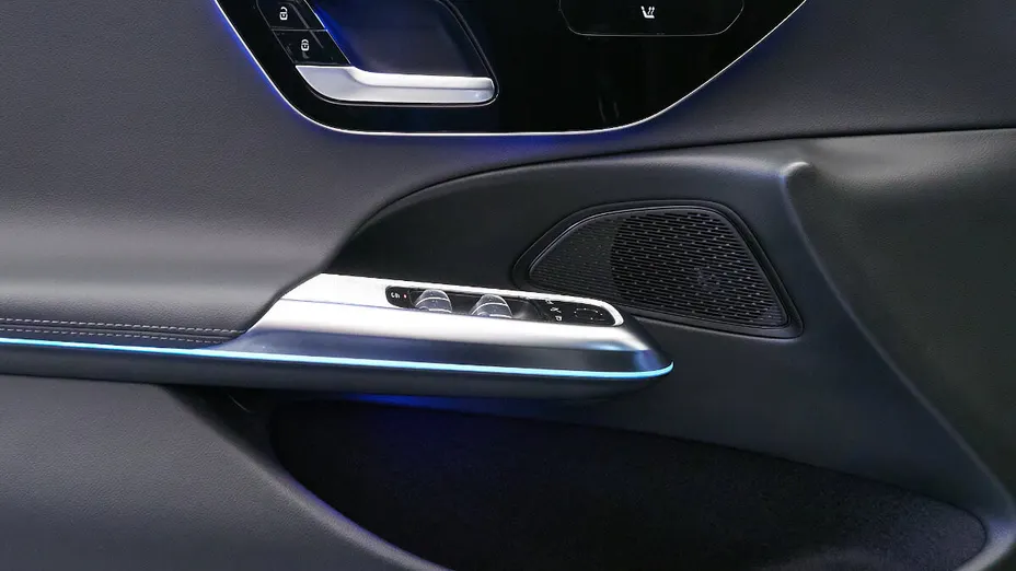 MERCEDES-BENZ E Klasa E 220 d mHEV 4-Matic AMG 9G-Tronic