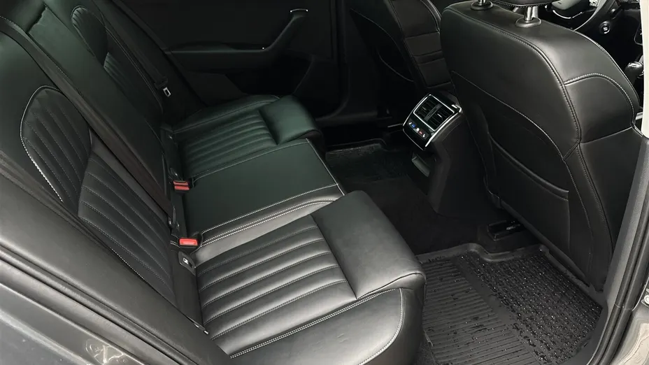 SKODA Superb Superb 2.0 TDI SCR L&K DSG