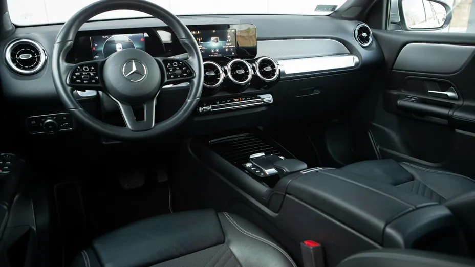 MERCEDES-BENZ GLB GLB 180 7G-DCT