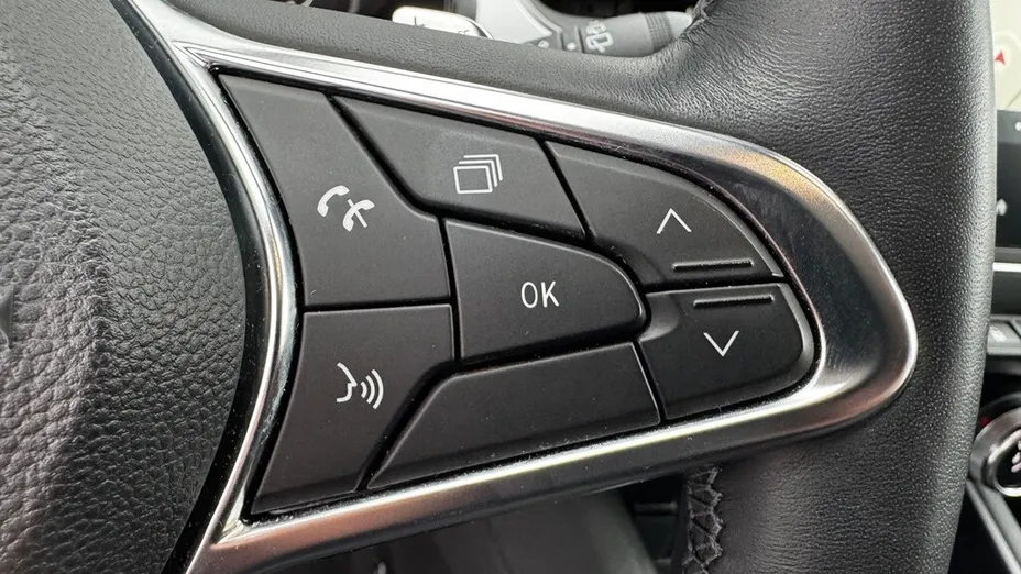 RENAULT Captur Captur 1.3 TCe mHEV Techno EDC