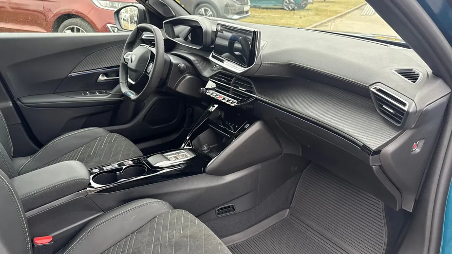 PEUGEOT 2008 2008 PureTech mHEV GT Exclusive e-DCS6 Nowy