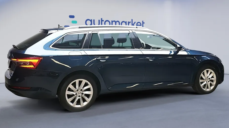 SKODA Superb Superb 2.0 TDI SCR Ambition