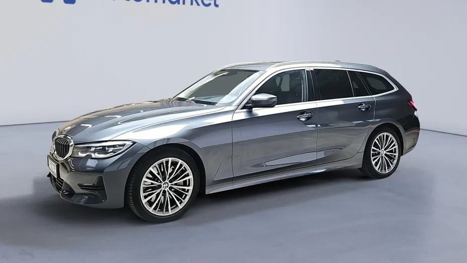 BMW Seria 3 330i xDrive aut