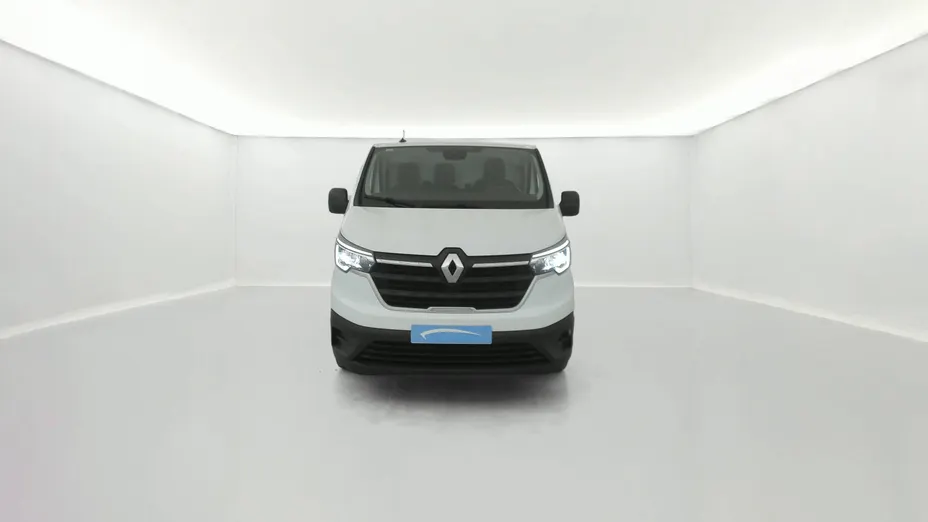 RENAULT Trafic -