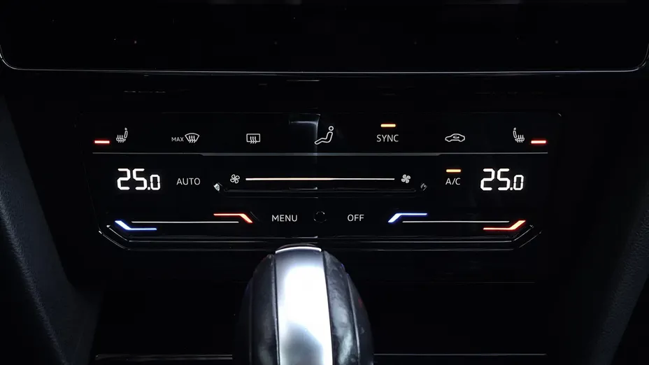 VOLKSWAGEN Arteon Arteon 2.0 TDI R-Line DSG