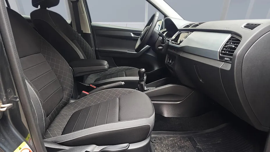 SKODA Fabia Fabia 1.0 TSI Ambition