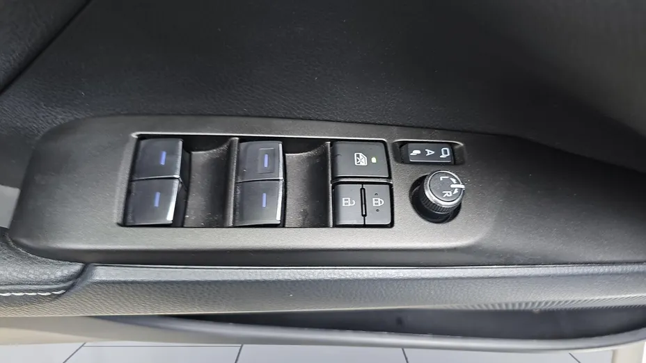 TOYOTA Camry Camry 2.5 Hybrid Prestige CVT