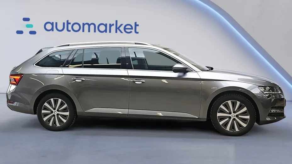 SKODA Superb Superb 2.0 TDI SCR Style DSG