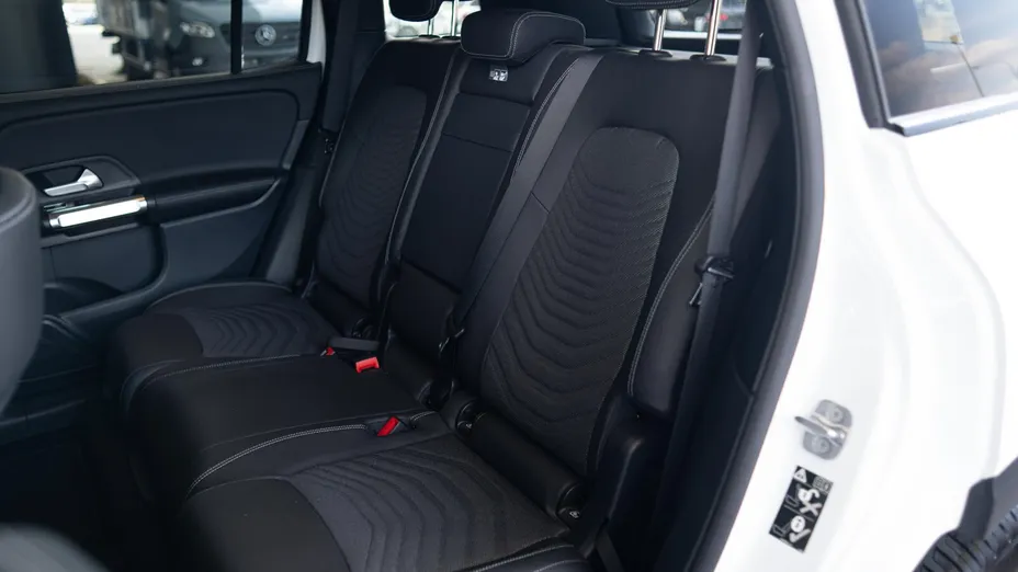 MERCEDES-BENZ GLB GLB 200 mHEV Progressive 7G-DCT