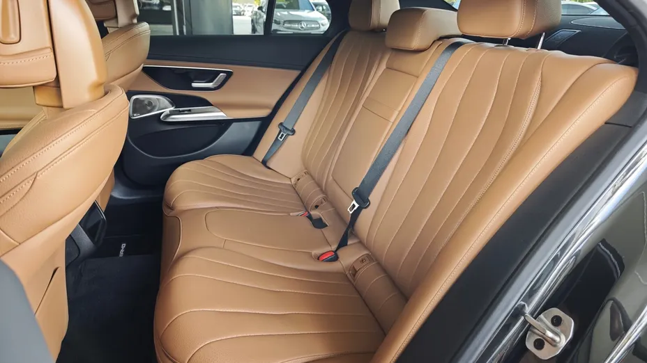 MERCEDES-BENZ E Klasa E 220 d mHEV 4-Matic AMG 9G-Tronic