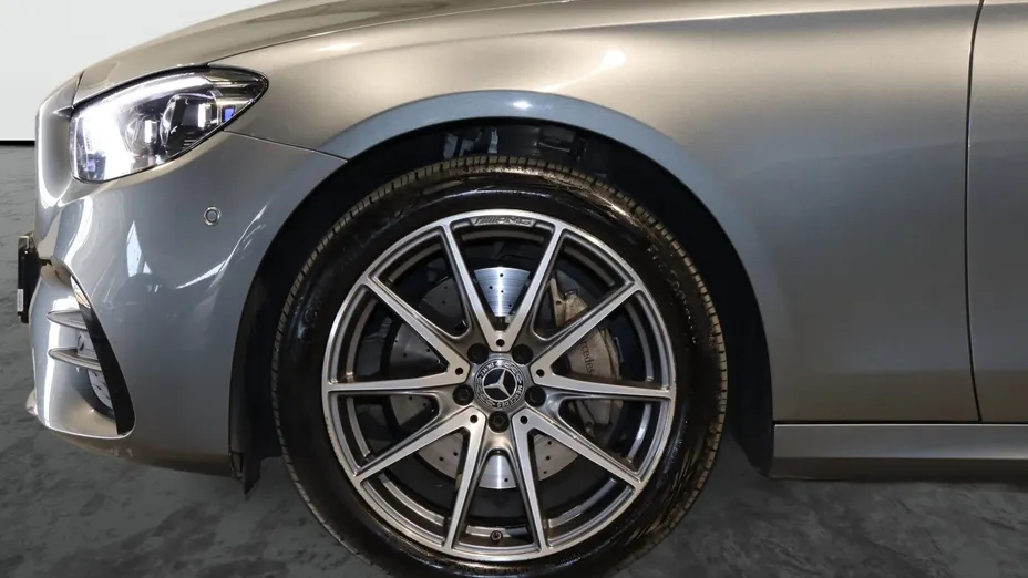 MERCEDES-BENZ E Klasa E 220 d 4-Matic AMG