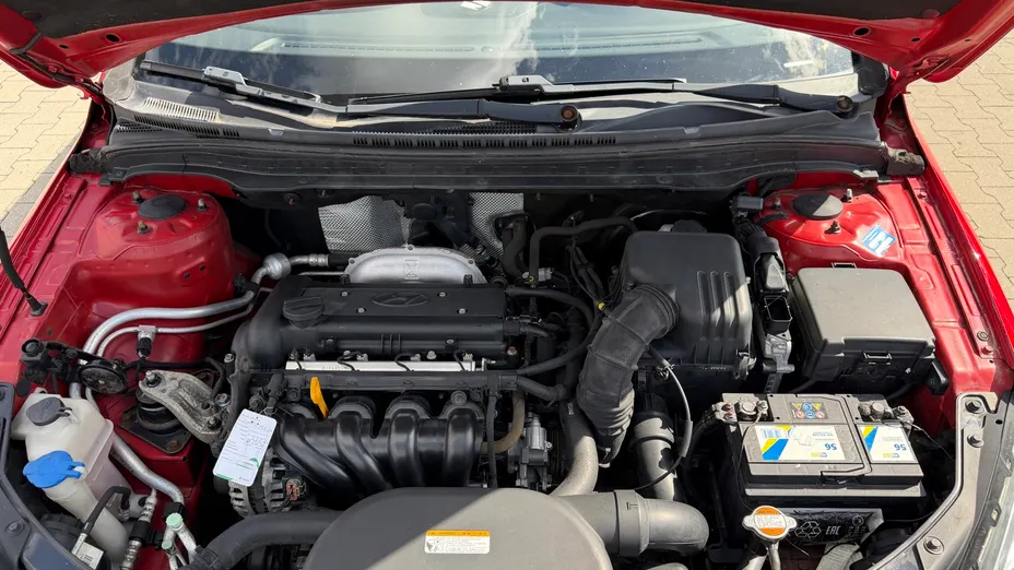 HYUNDAI i30 i30 1.4 Comfort