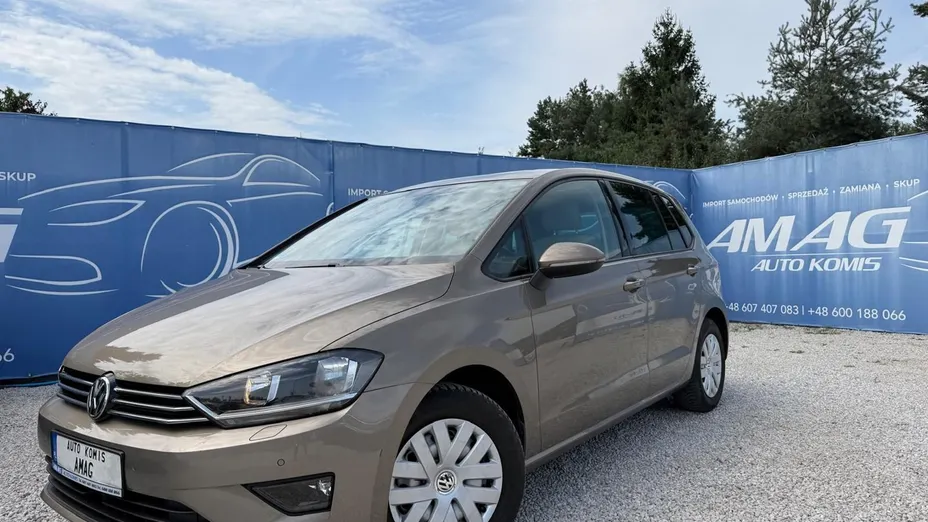VOLKSWAGEN Golf Sportsvan -