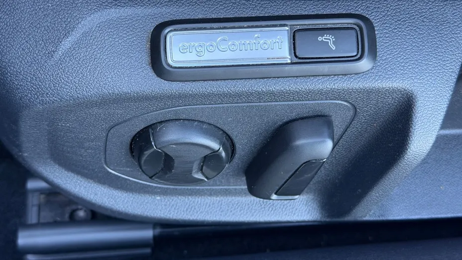 VOLKSWAGEN Arteon -