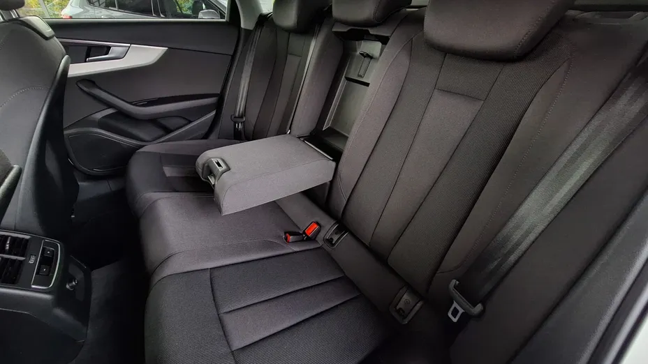 AUDI A4 A4 35 TFSI mHEV S tronic