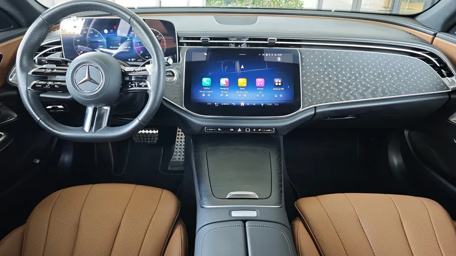 MERCEDES-BENZ E Klasa E 220 d mHEV 4-Matic AMG 9G-Tronic