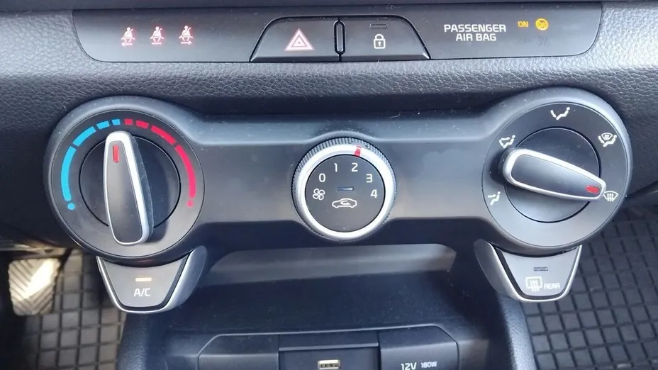 KIA Stonic Stonic 1.2 M