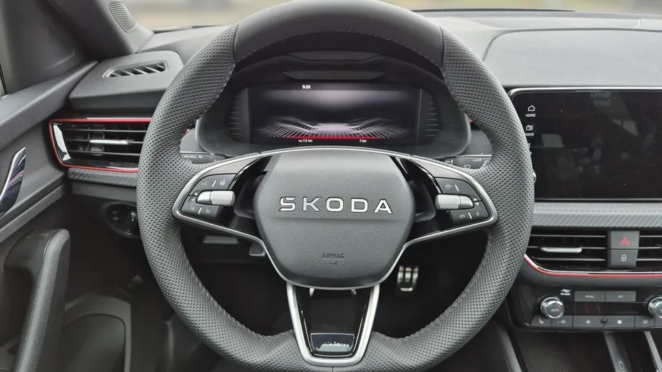 SKODA Kamiq Kamiq 1.0 TSI Monte Carlo DSG Nowy