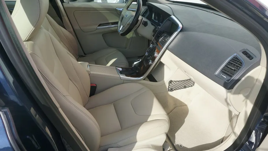 VOLVO XC60 XC60 D4 Drive-E Summum aut
