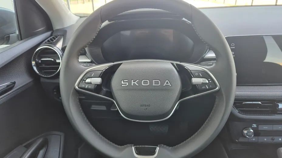 SKODA Fabia Fabia 1.0 TSI Drive DSG Nowy