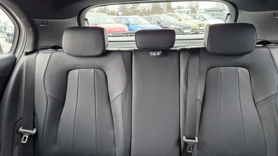 MERCEDES-BENZ A Klasa A 180 Style 7G-DCT