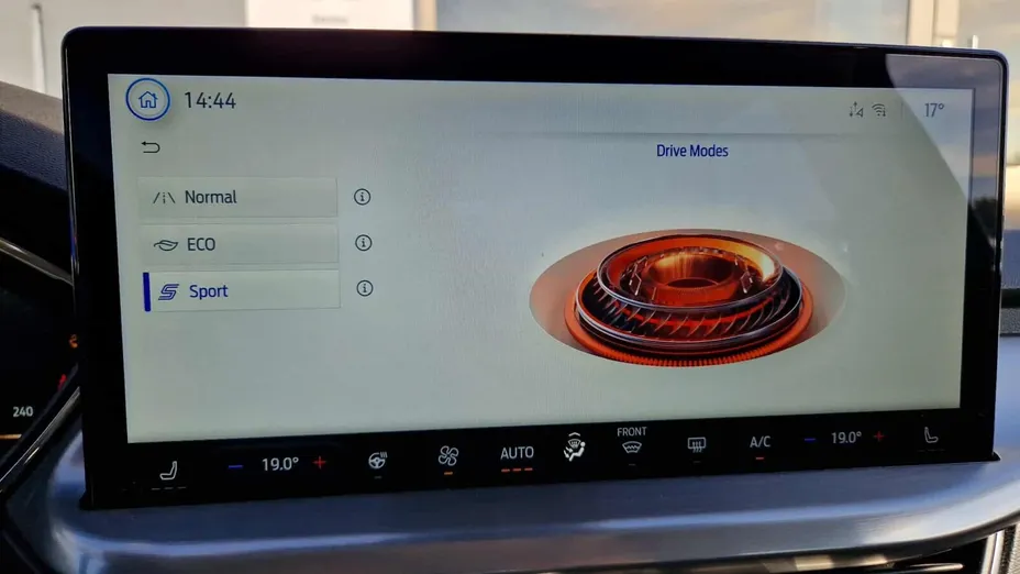 FORD Focus Focus 1.0 EcoBoost mHEV Titanium X aut