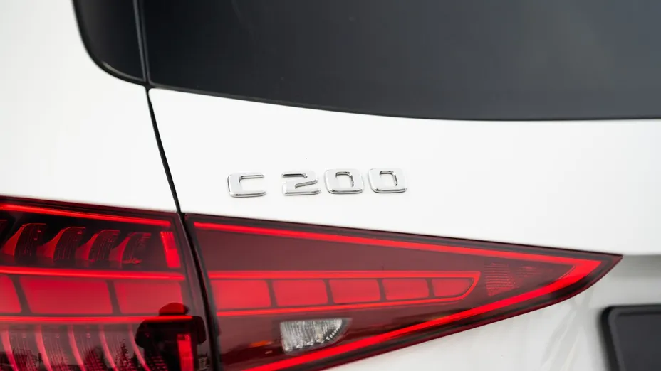 MERCEDES-BENZ C Klasa C 200 mHEV 4-Matic AMG