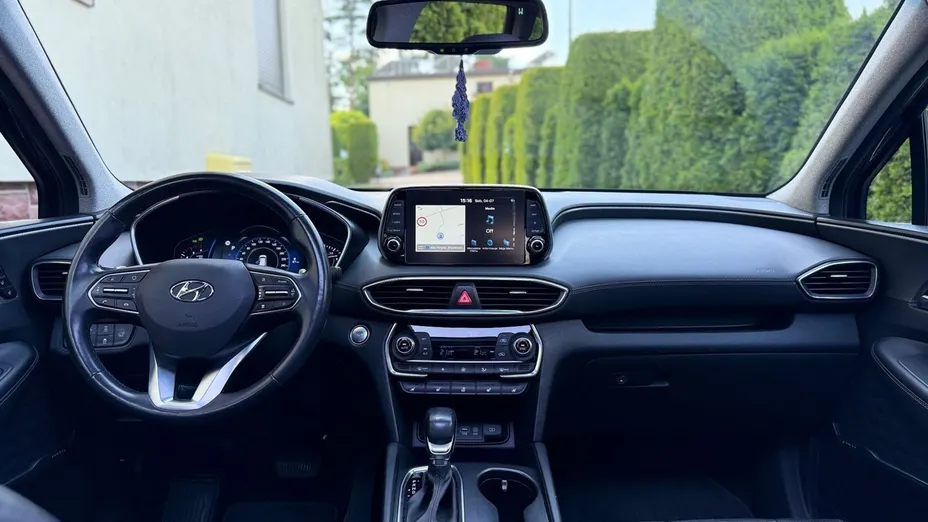 HYUNDAI Santa Fe -