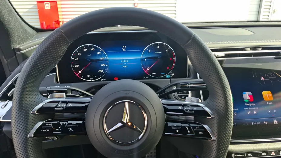 MERCEDES-BENZ E Klasa E 220 d mHEV 4-Matic AMG 9G-Tronic
