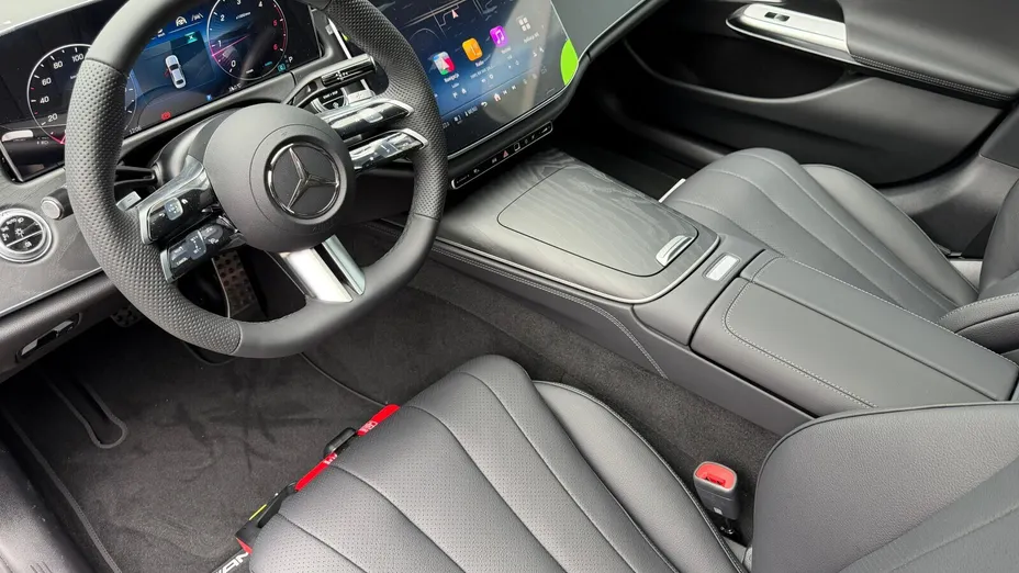 MERCEDES-BENZ E Klasa E 220 d mHEV 4-Matic AMG 9G-Tronic