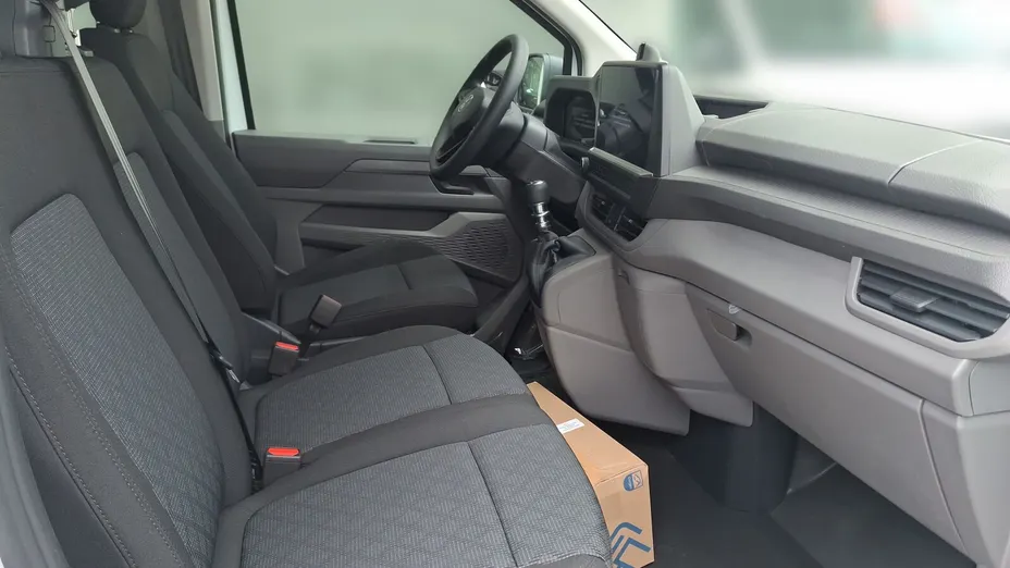 VOLKSWAGEN Transporter Transporter Kombi TDI L2H1 M1 Nowy