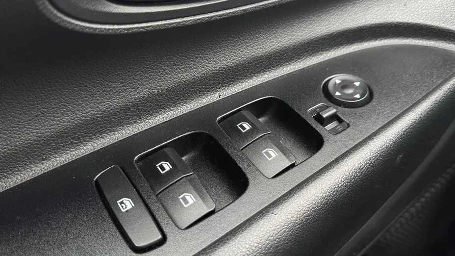 HYUNDAI i20 i20 1.2 Pure