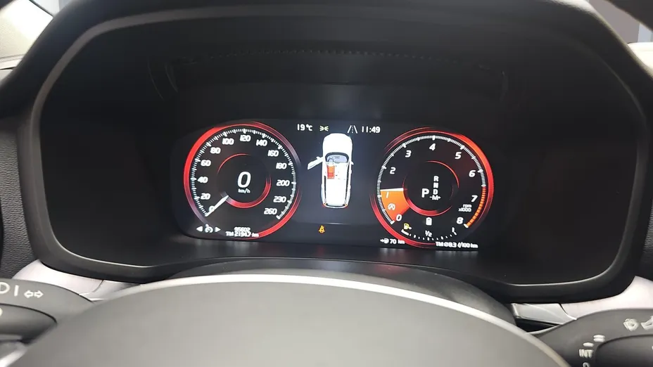 VOLVO V60 V60 B3 B Momentum aut