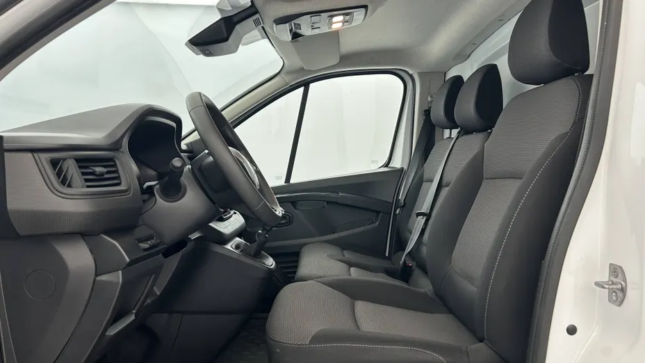 RENAULT Trafic -