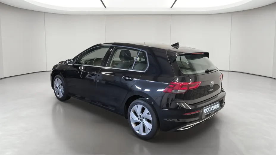 Volkswagen Golf -