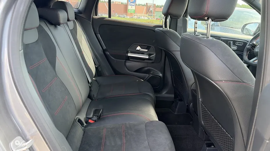 MERCEDES-BENZ GLA GLA 220 mHEV 4-Matic AMG Line 8G-DCT