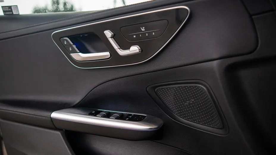 MERCEDES-BENZ C Klasa C 200 mHEV AMG