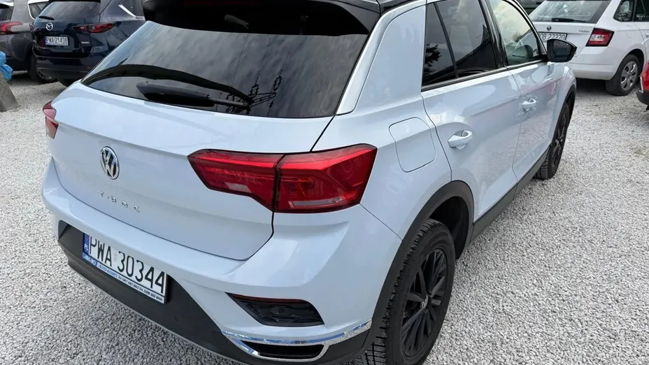VOLKSWAGEN T-ROC -