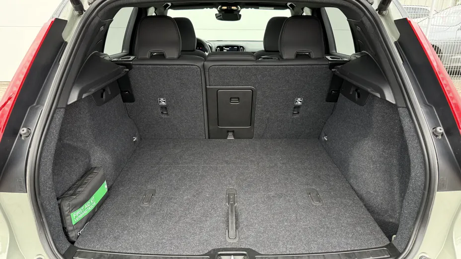 VOLVO XC40 XC40 82kWh Recharge Twin AWD Ultimate aut